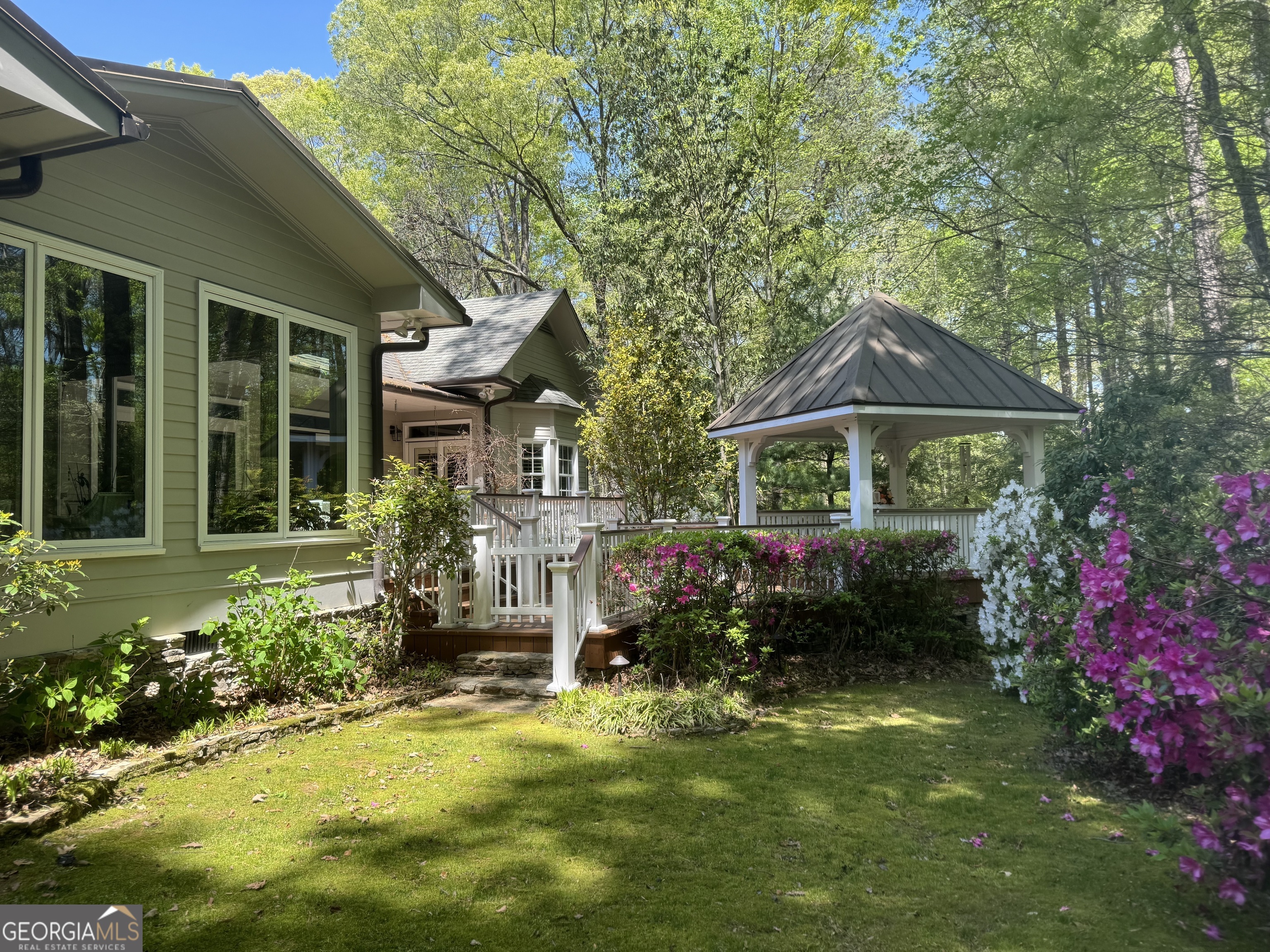272 Sleepy Hollow RD