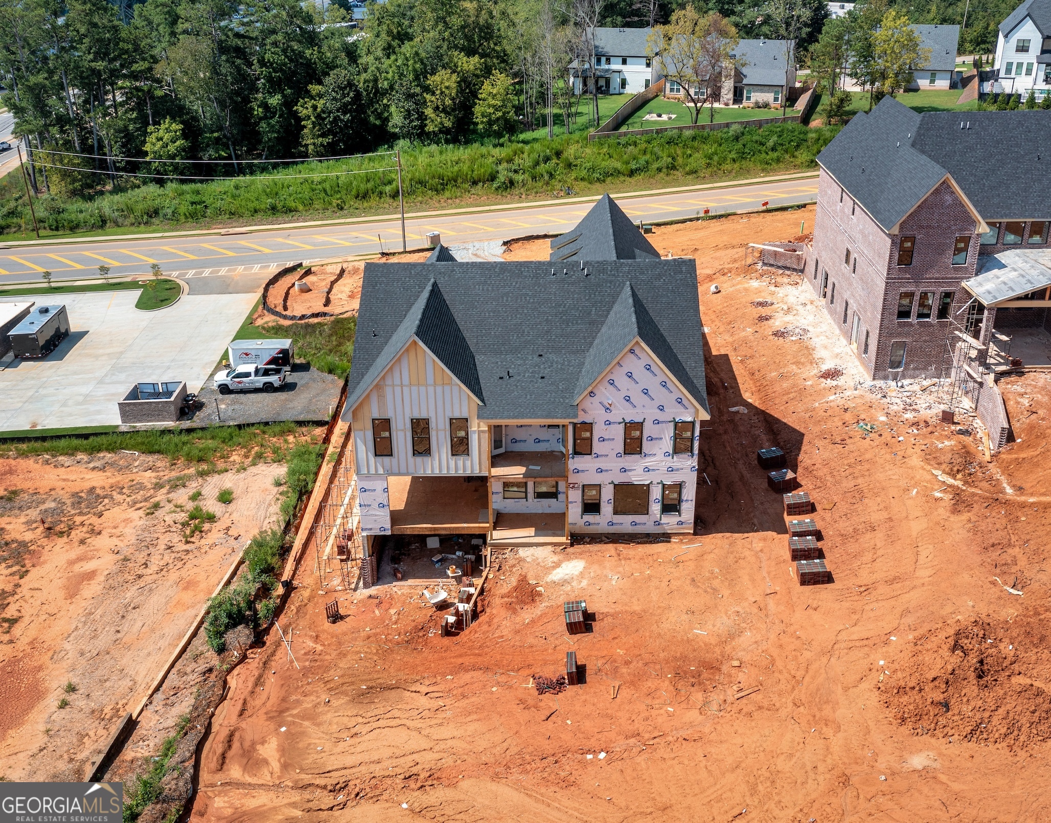 403 Thunder RD