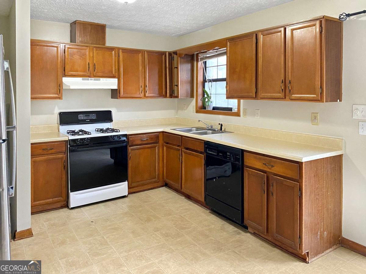 Spring Hollow - Residential Lease