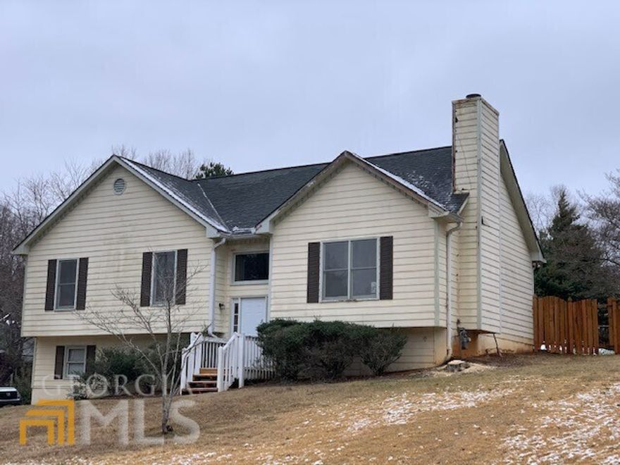 Nice 3 bedroom, 2 full bath split level home with private location on short culdesac. Being offered as a fixer upper in as is conditon. and is bargain priced accordingly