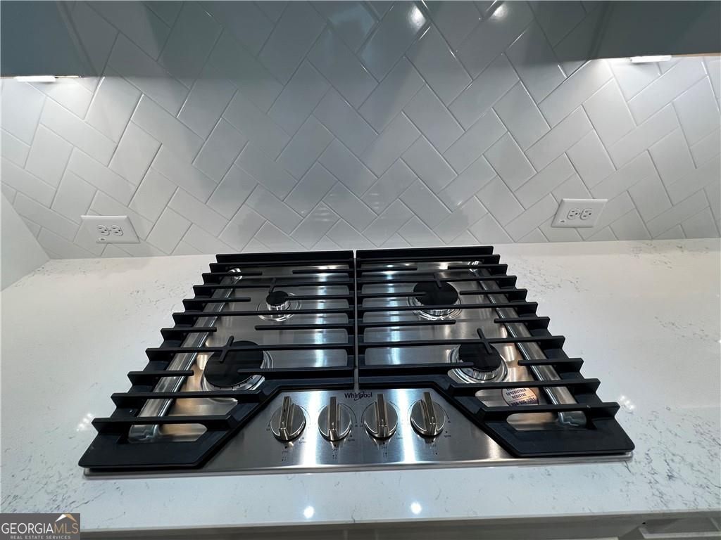 THE VILLAGE AT TOWNE LAKE - Residential Lease