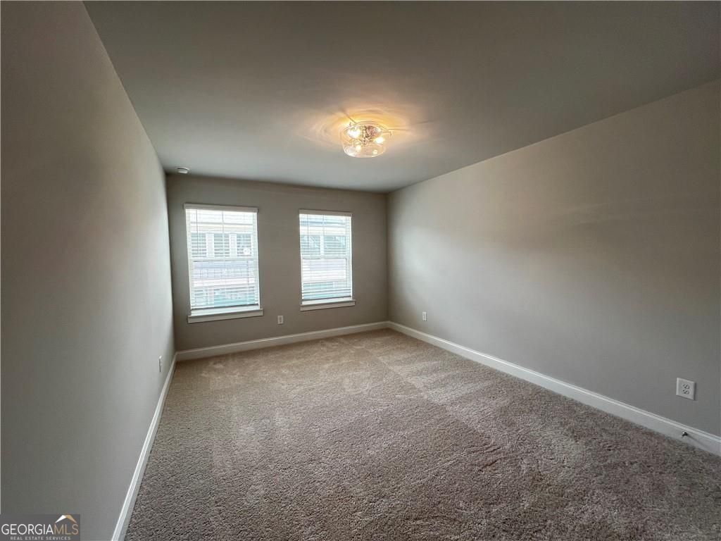 THE VILLAGE AT TOWNE LAKE - Residential Lease