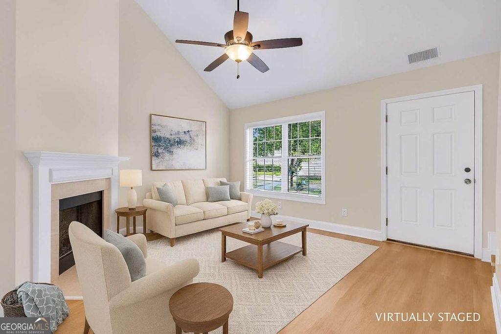 Photo of 152 Stoneforest Drive, Woodstock, GA 30189 (MLS # 10650351)