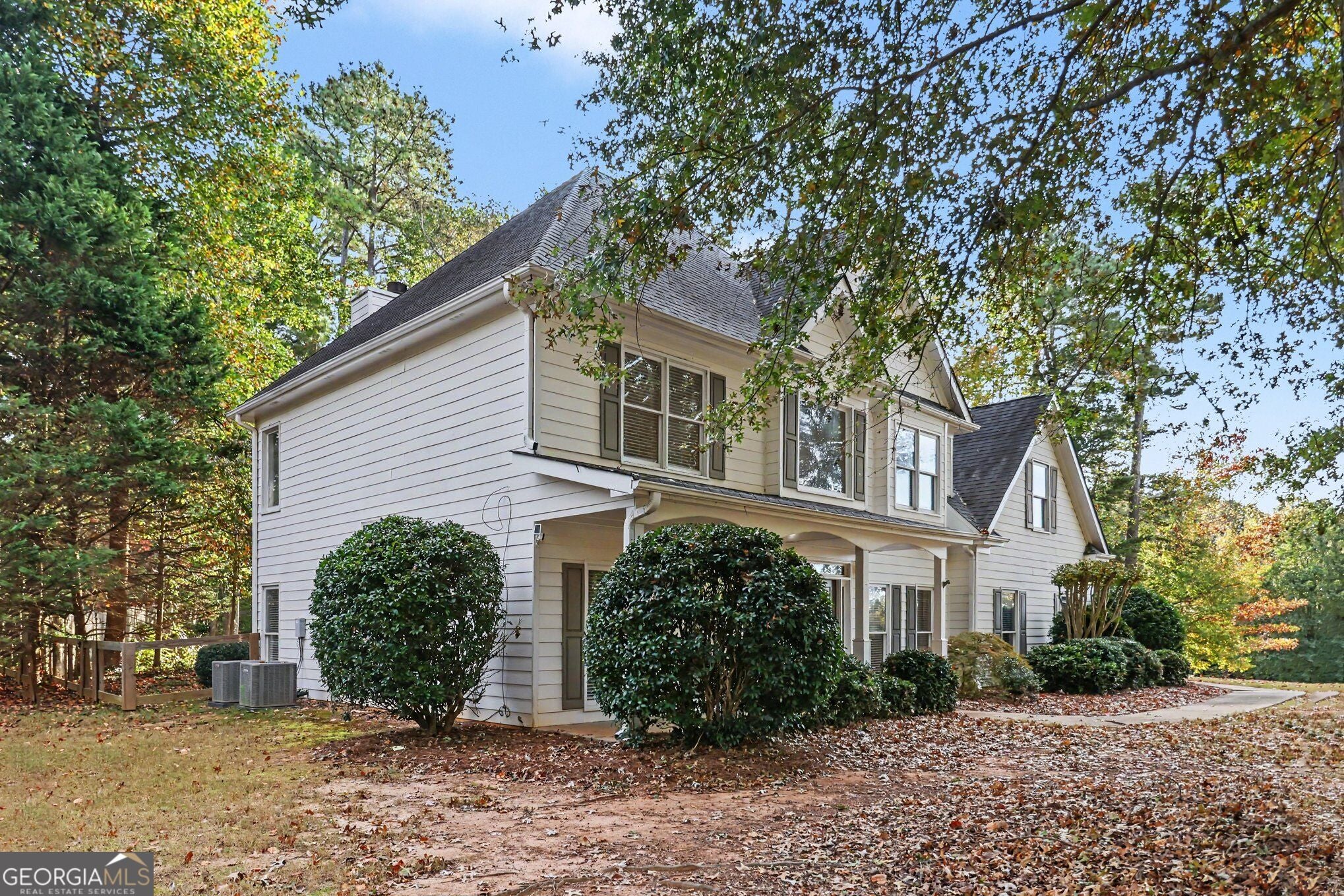 3995 Shelby LN