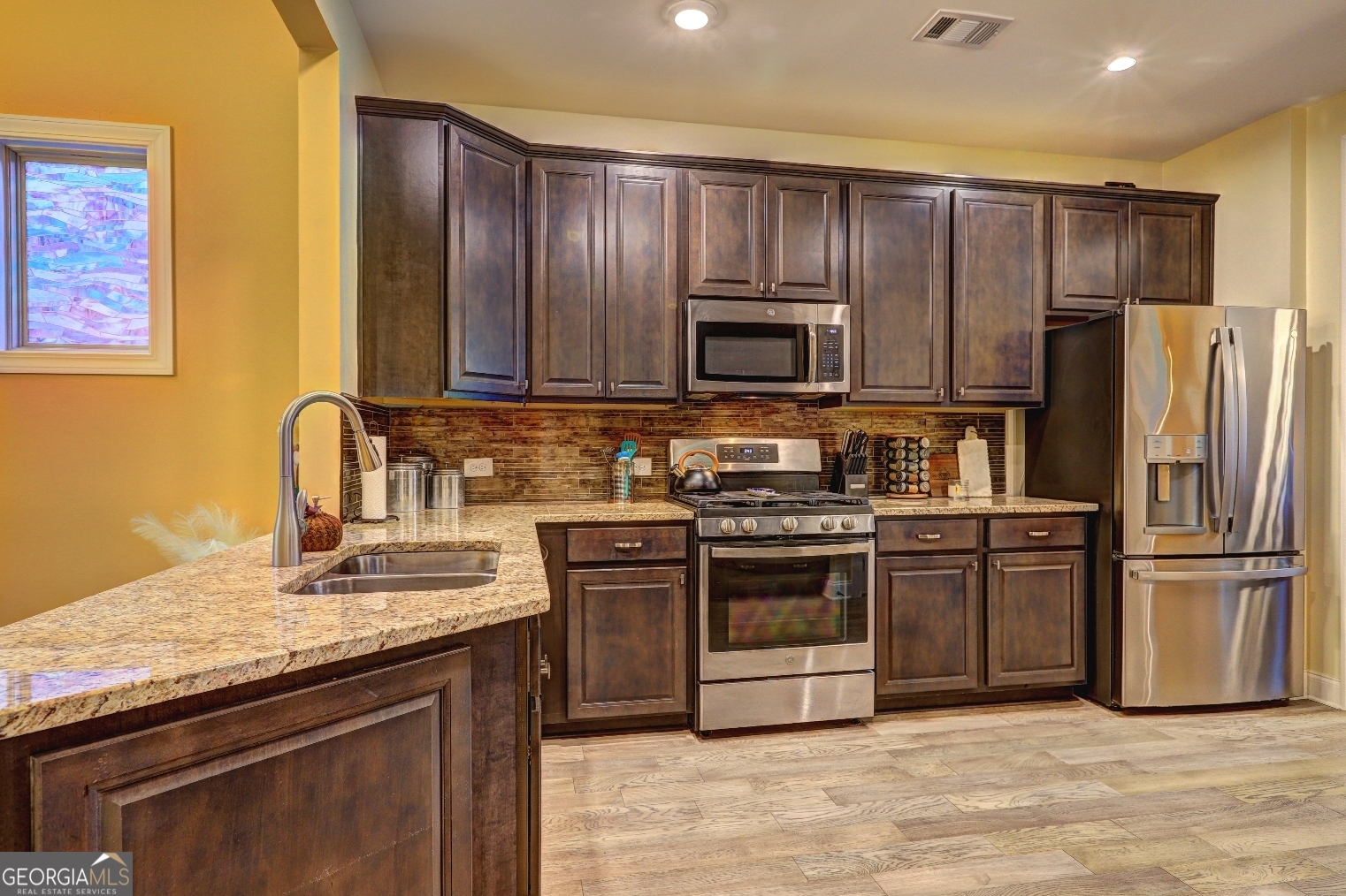 321 Cottonwood CIR