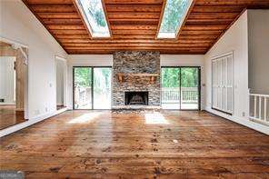 2528 Chimney Springs DR