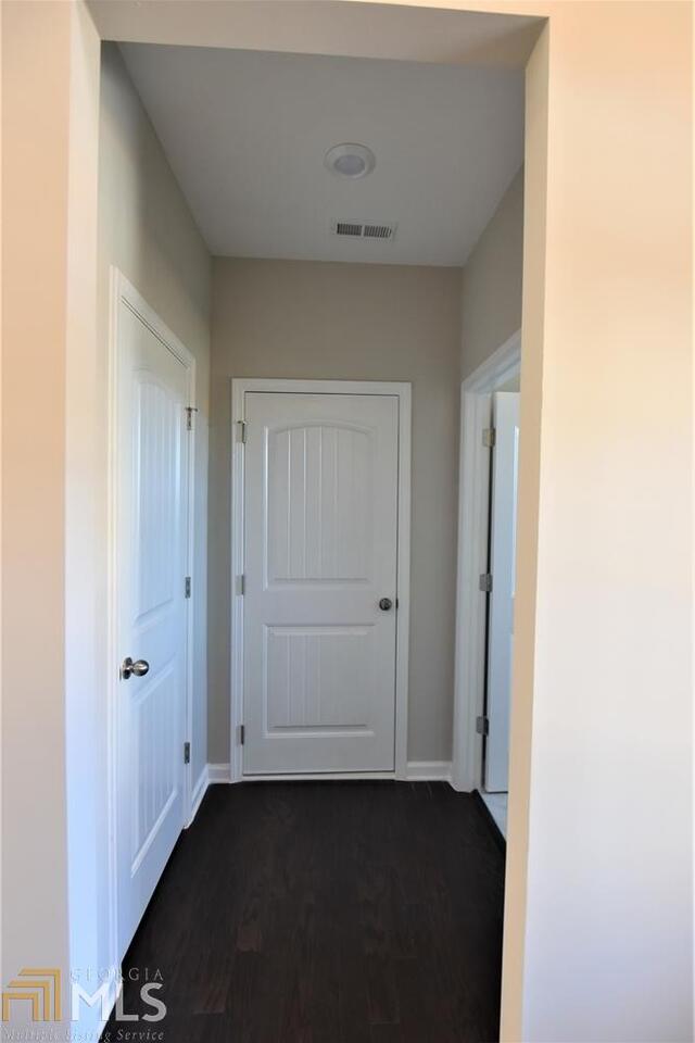Mountain Crest - Residential Lease