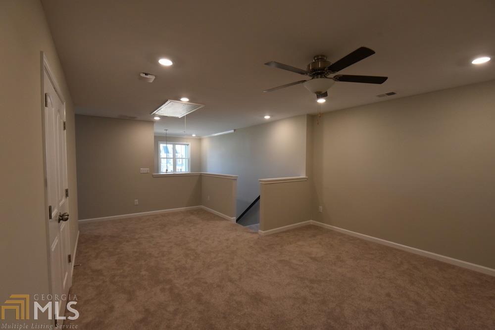 Mountain Crest - Residential Lease