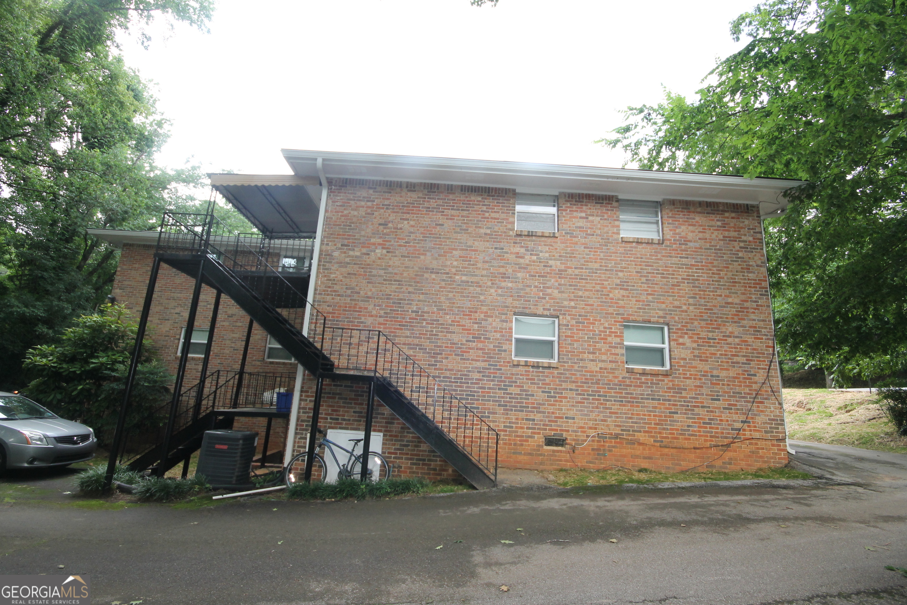 606 Coventry RD
