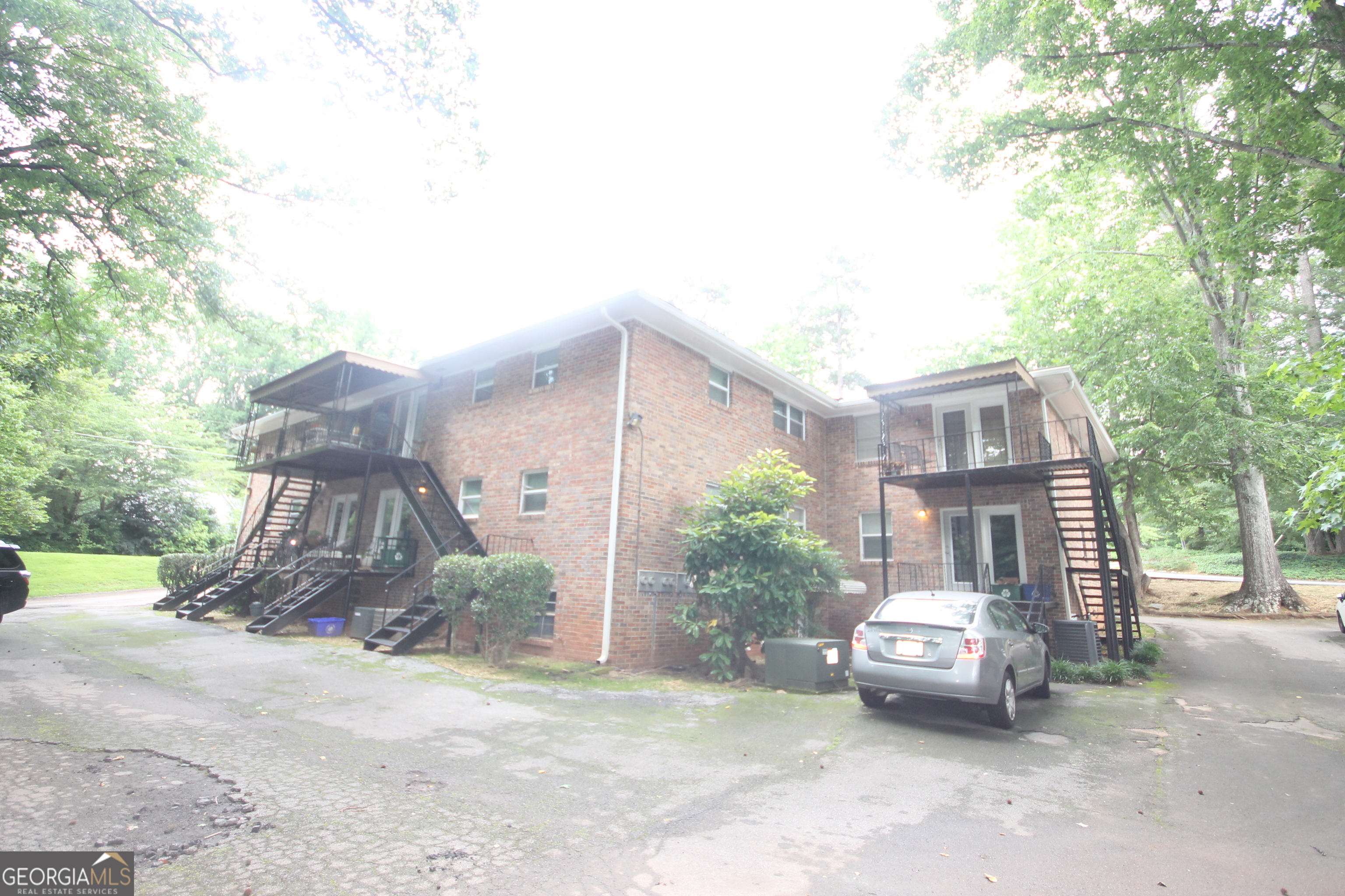 606 Coventry RD