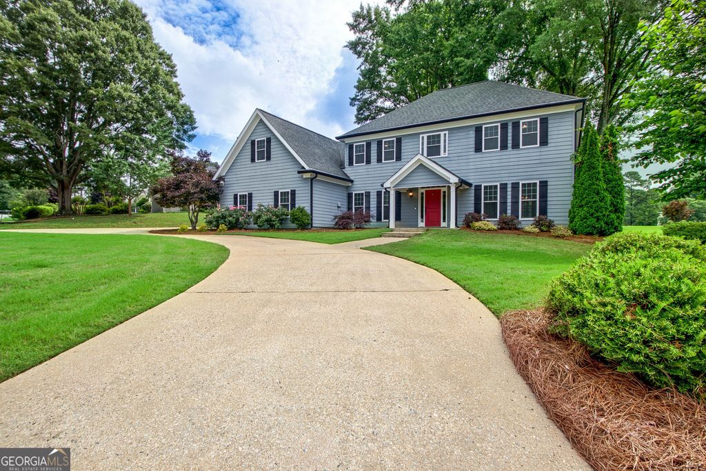 Photo of 35 Wyngate Drive, Newnan, GA 30265 (MLS # 10773932)