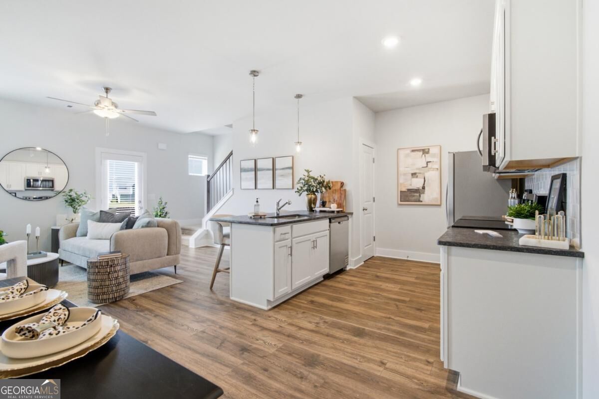 153 Chastain DR