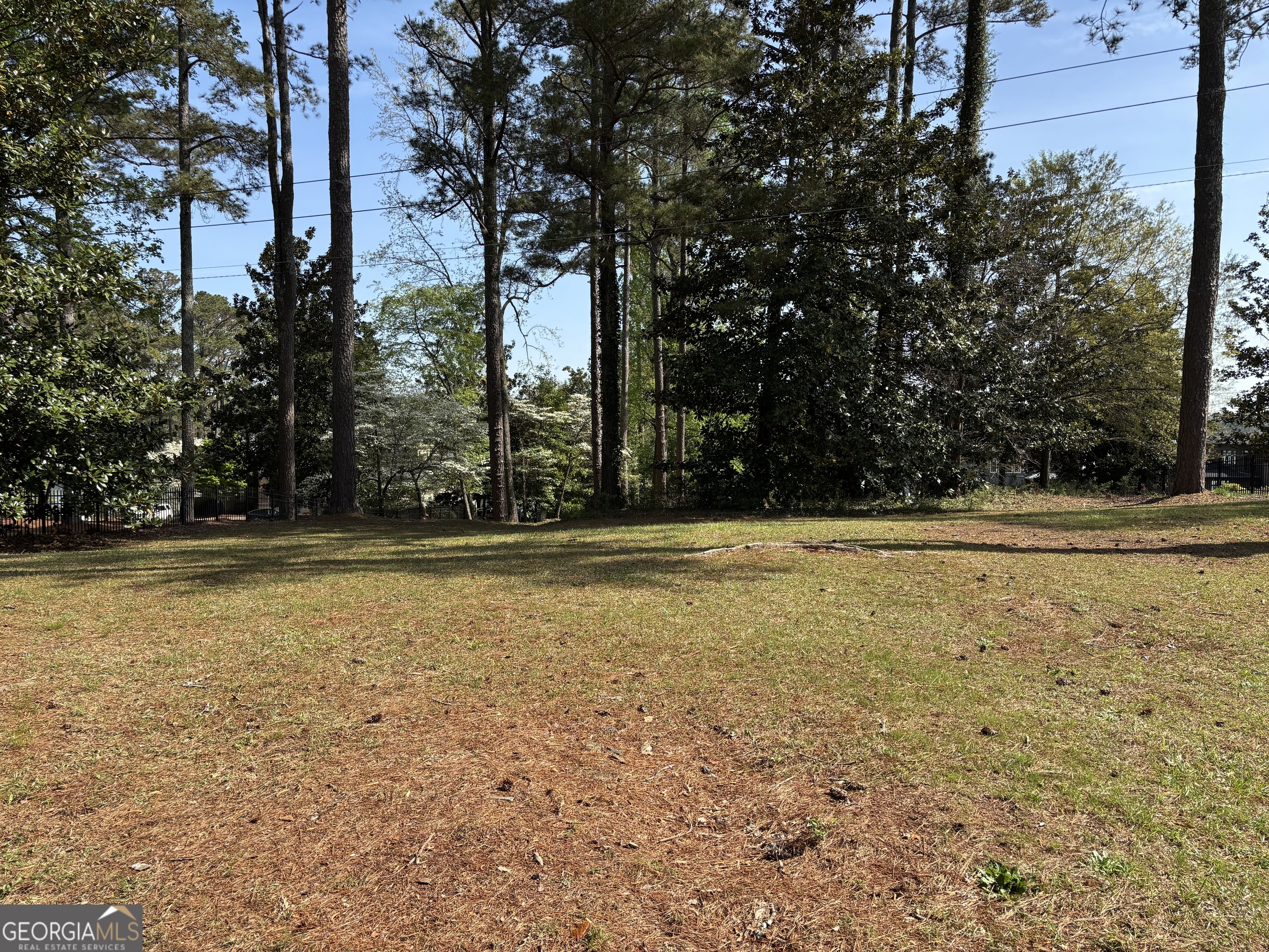 3024 Emerald DR