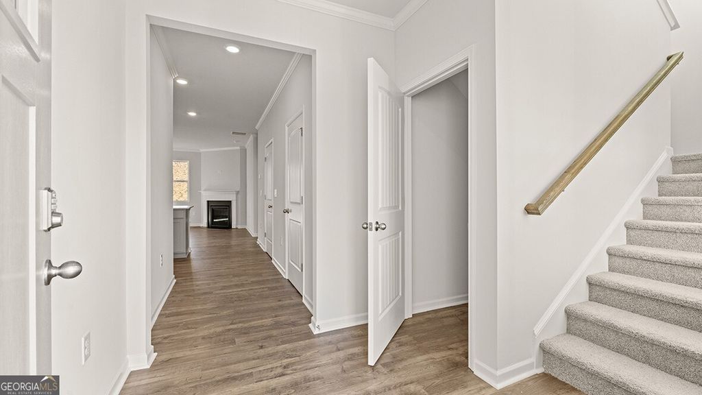 Photo of 4083 Peregrine Way, Gainesville, GA 30506 (MLS # 10707963)