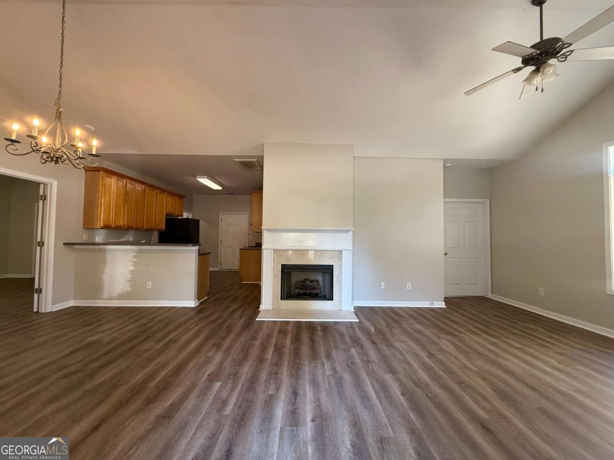 Magnolia Lane Condos - Residential