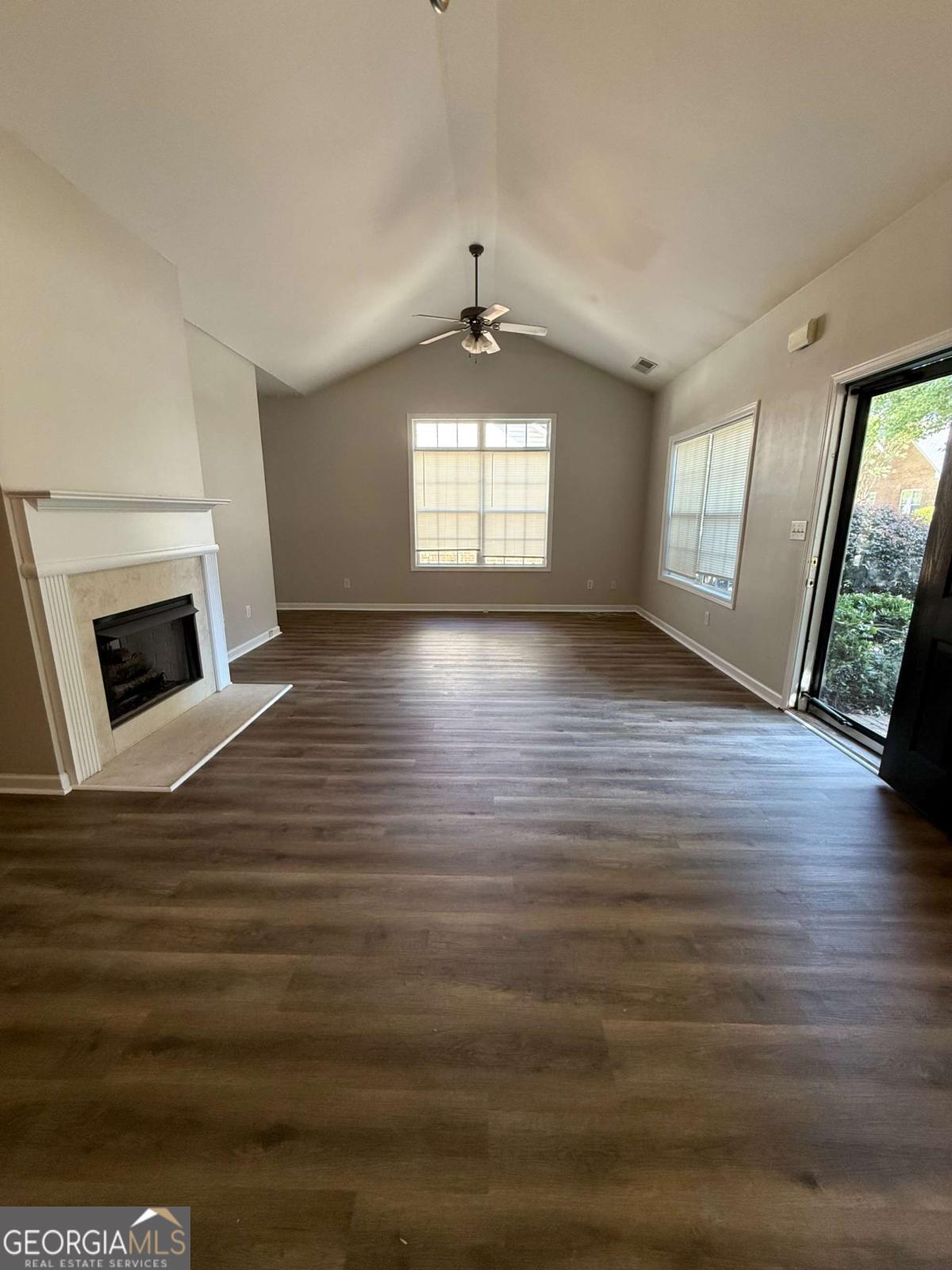Magnolia Lane Condos - Residential