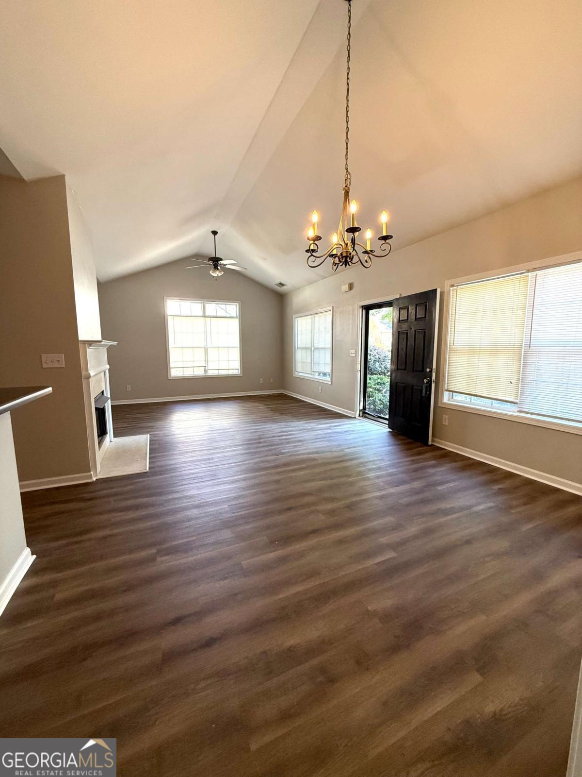 Magnolia Lane Condos - Residential