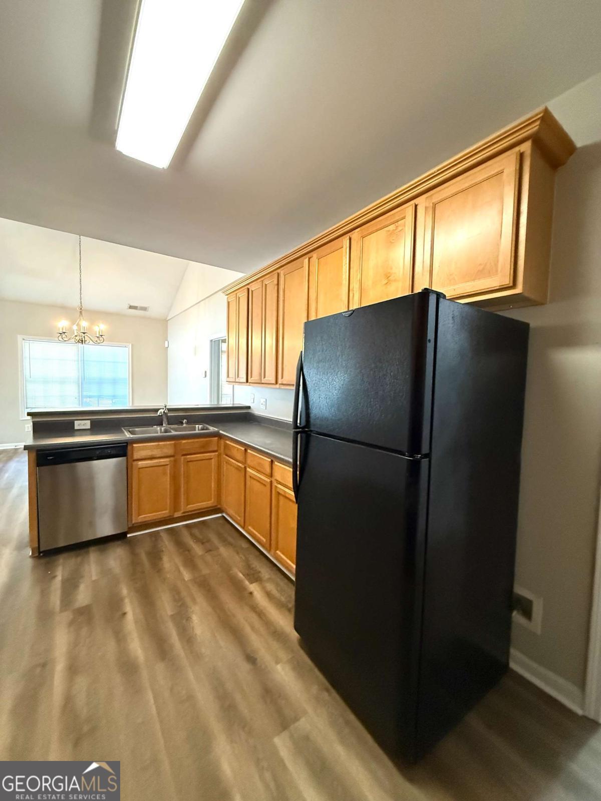 Magnolia Lane Condos - Residential