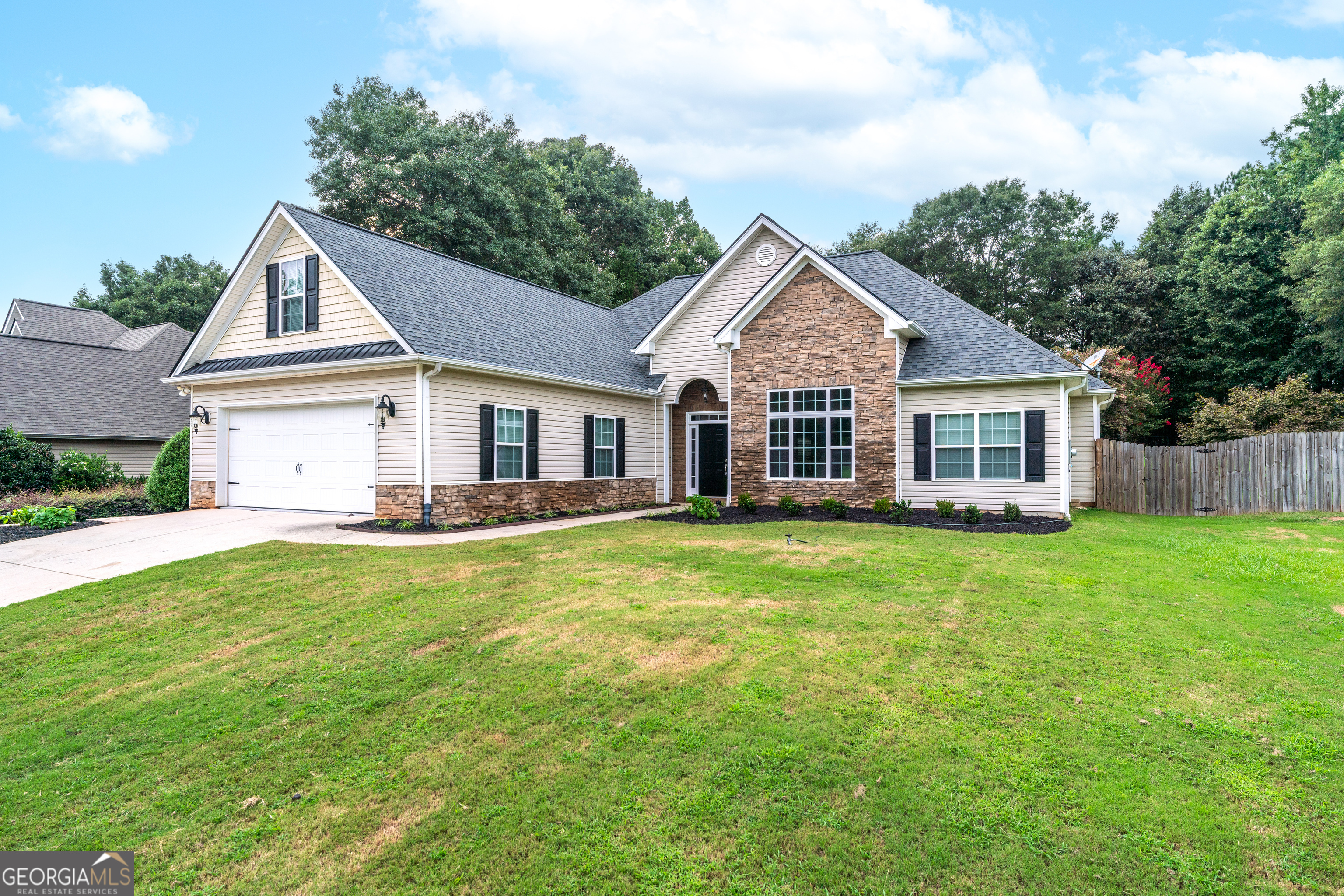 214 Palmer CT