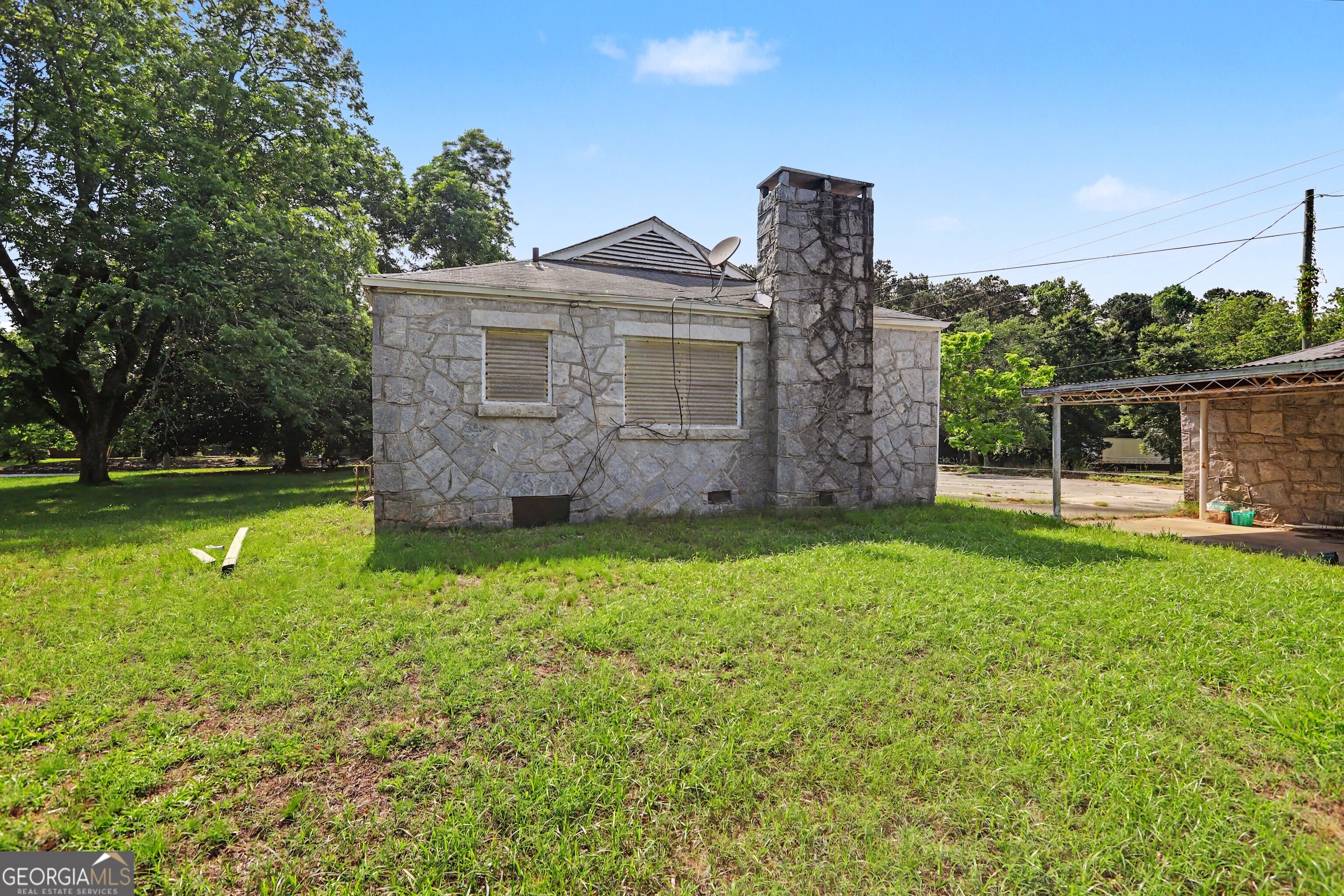 3590 Klondike RD