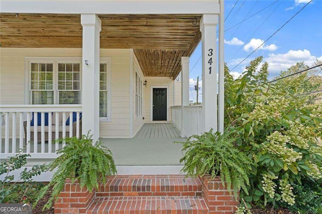 341 Irwin ST NE