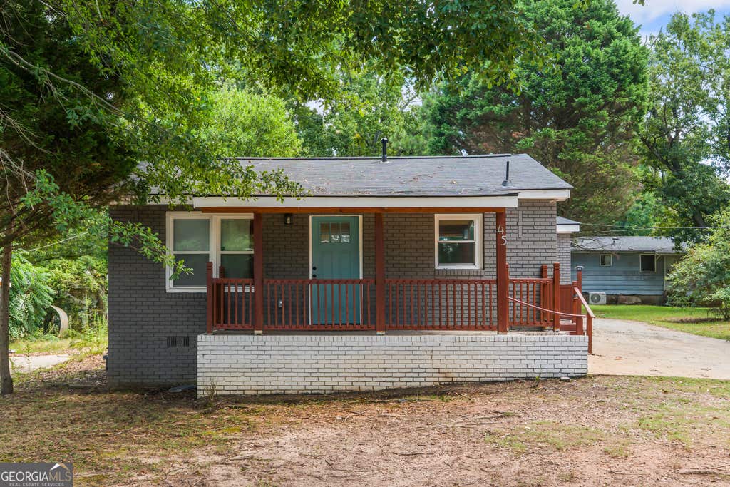 Photo of 45 Domineck Street, Newnan, GA 30263 (MLS # 10829656)