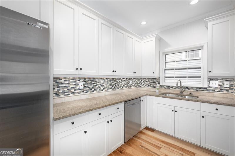 Atlanta, Georgia 30360, United States, 4 Bedrooms Bedrooms, ,4 BathroomsBathrooms,Residential,Pending,92533