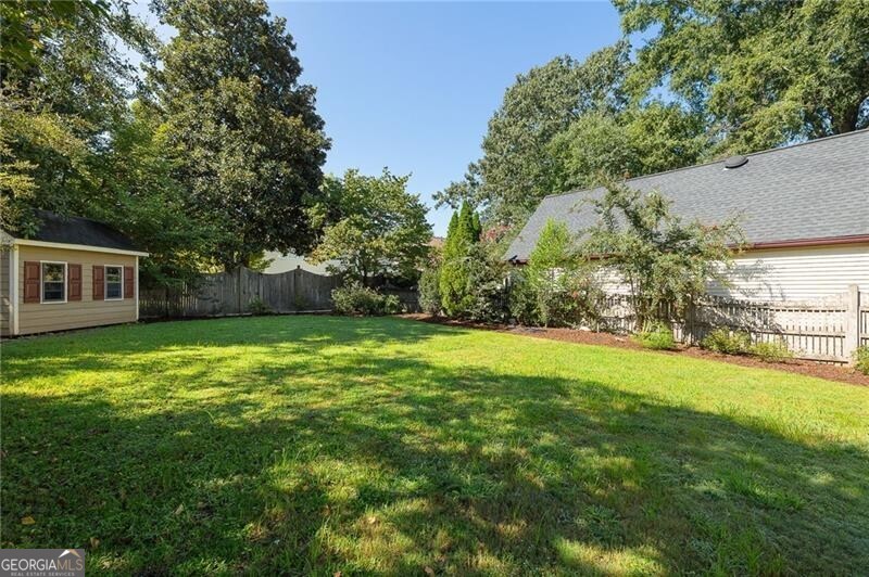 Atlanta, Georgia 30360, United States, 4 Bedrooms Bedrooms, ,4 BathroomsBathrooms,Residential,Pending,92533