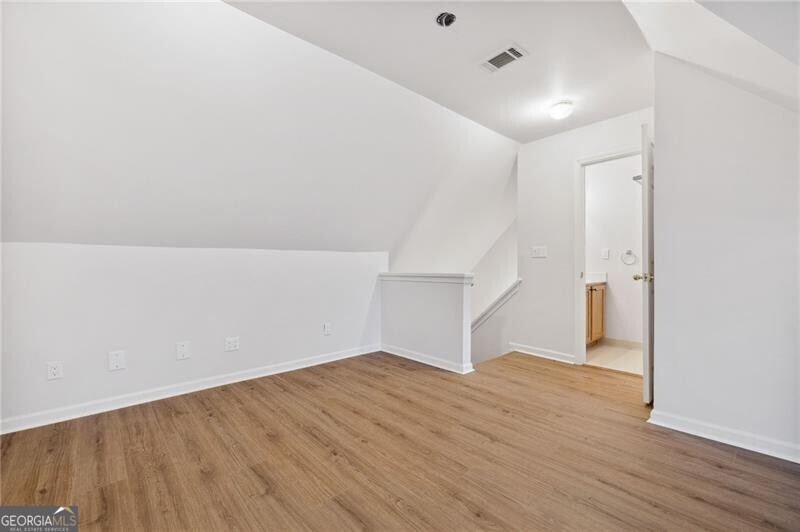 Atlanta, Georgia 30360, United States, 4 Bedrooms Bedrooms, ,4 BathroomsBathrooms,Residential,Pending,92533