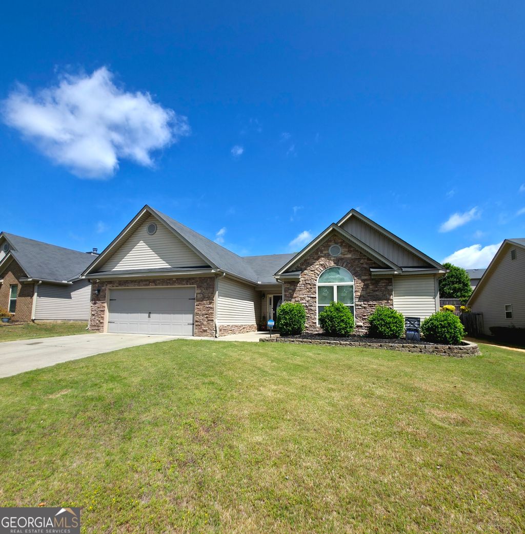 Photo of 1442 Dillard Heights Drive, Bethlehem, GA 30620 (MLS # 10764918)