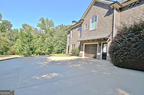 A home in Newnan