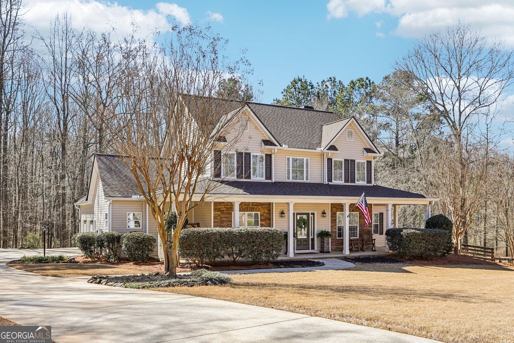 Photo of 118 Cherokee Farms Drive, Newnan, GA 30263 (MLS # 10788815)