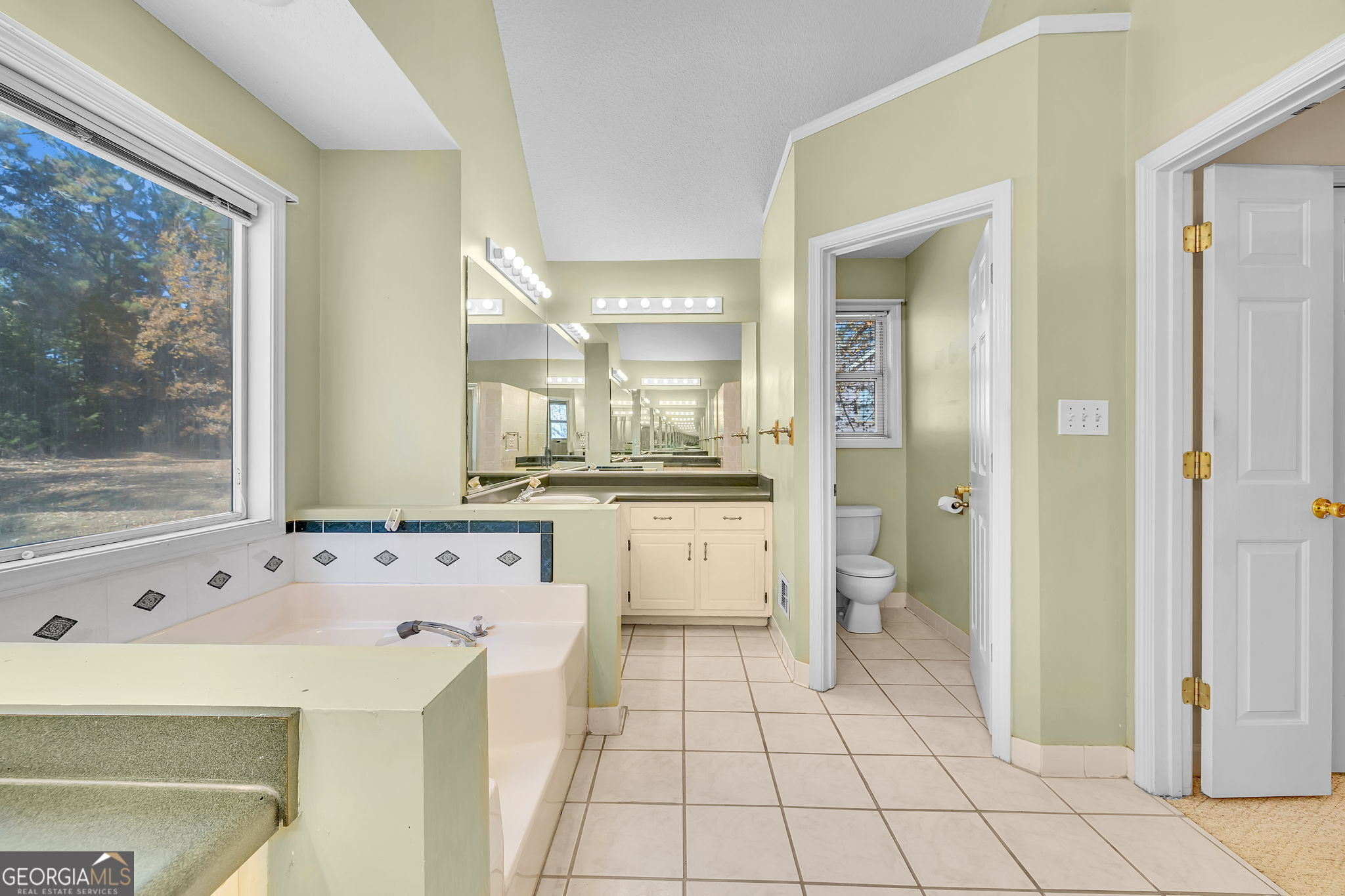 Hampton, Georgia 30228, United States, 4 Bedrooms Bedrooms, ,3 BathroomsBathrooms,Residential,Active,245526