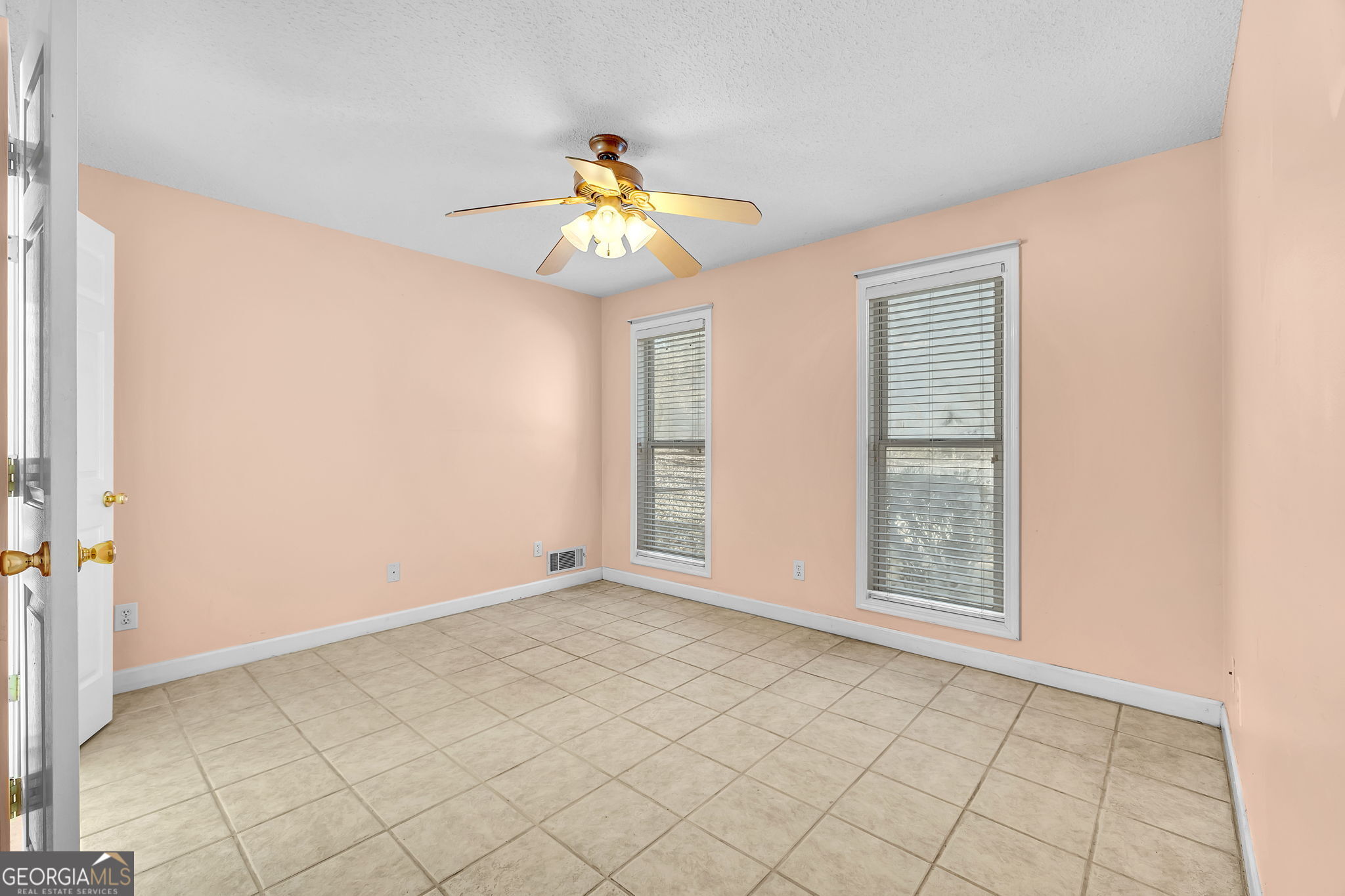 Hampton, Georgia 30228, United States, 4 Bedrooms Bedrooms, ,3 BathroomsBathrooms,Residential,Active,245526