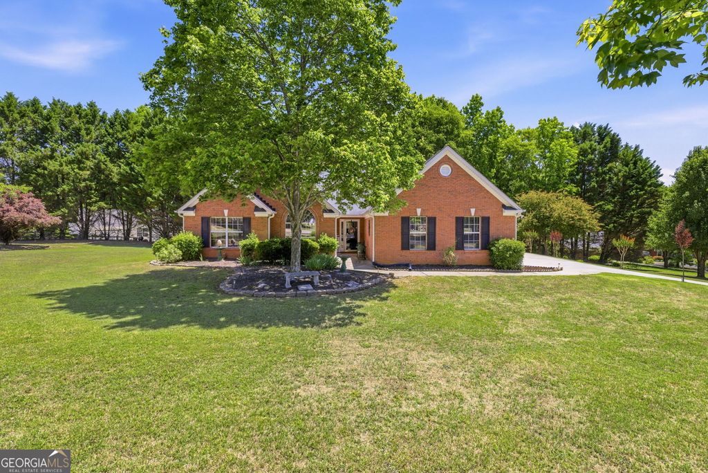 Photo of 21 Field Stone Circle, Jefferson, GA 30549 (MLS # 10760704)