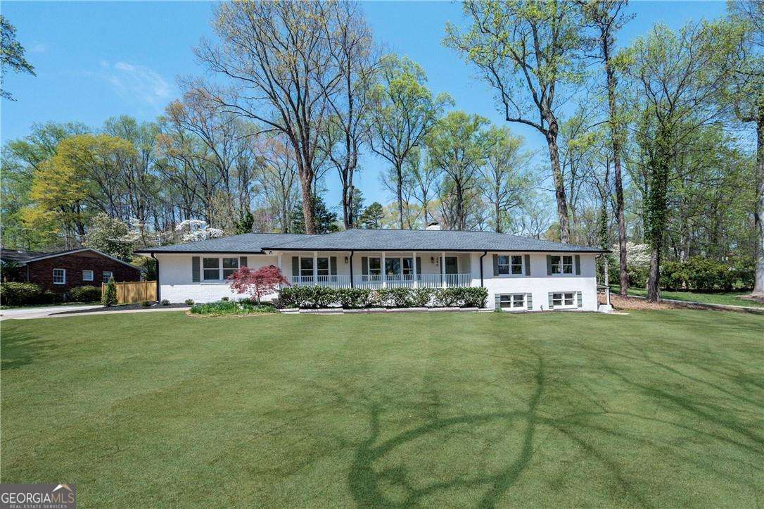 380 Atwood DR NW