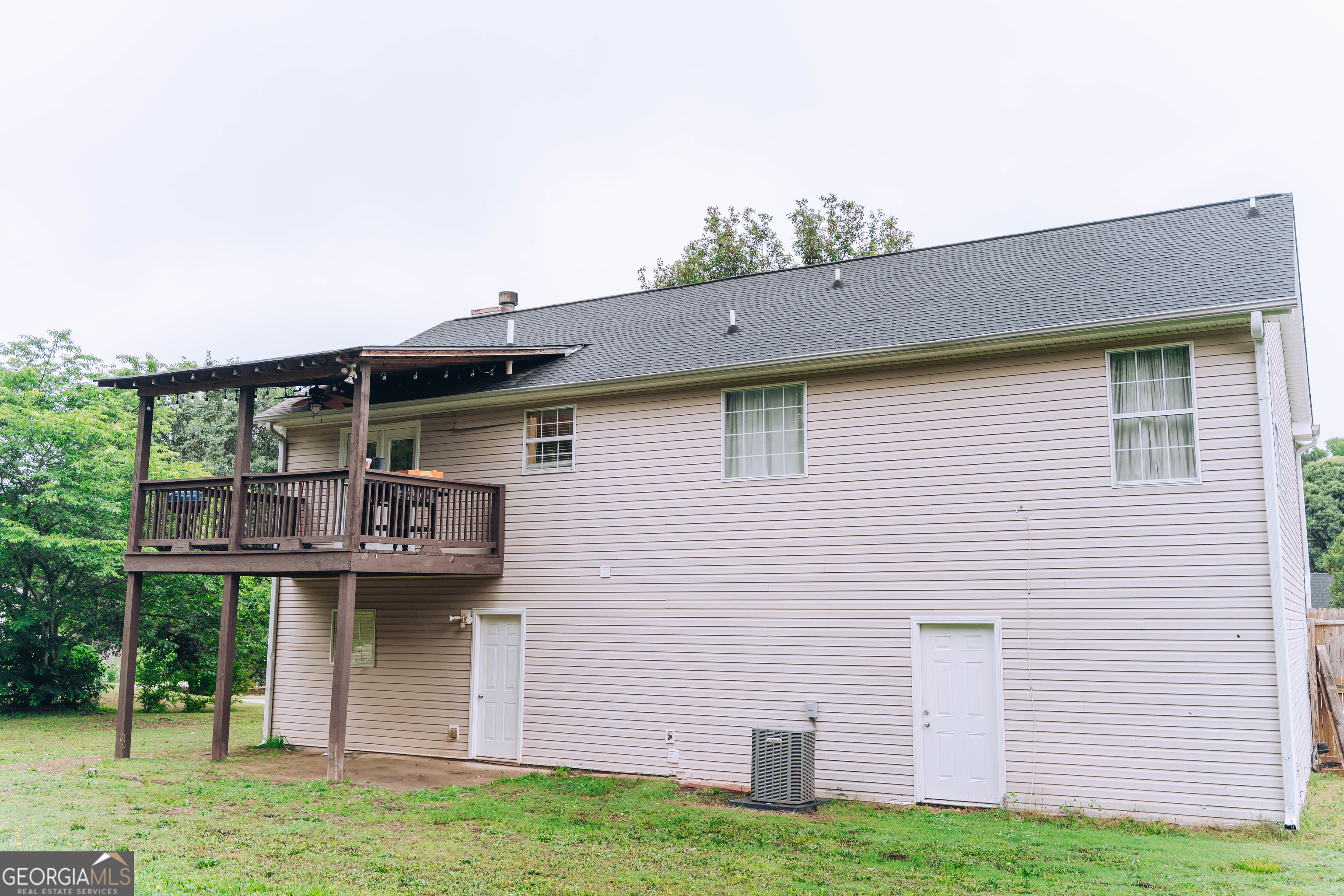 540 Mackinaw DR