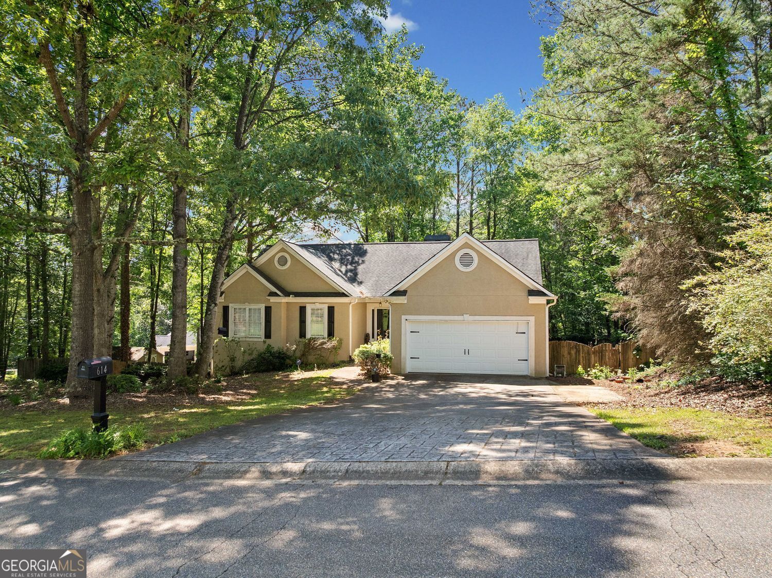 SPRINGFIELD PLACE - Residential