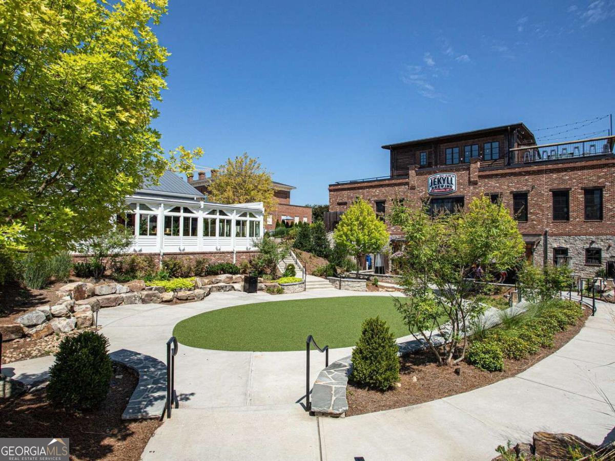 Vantage Point - Residential