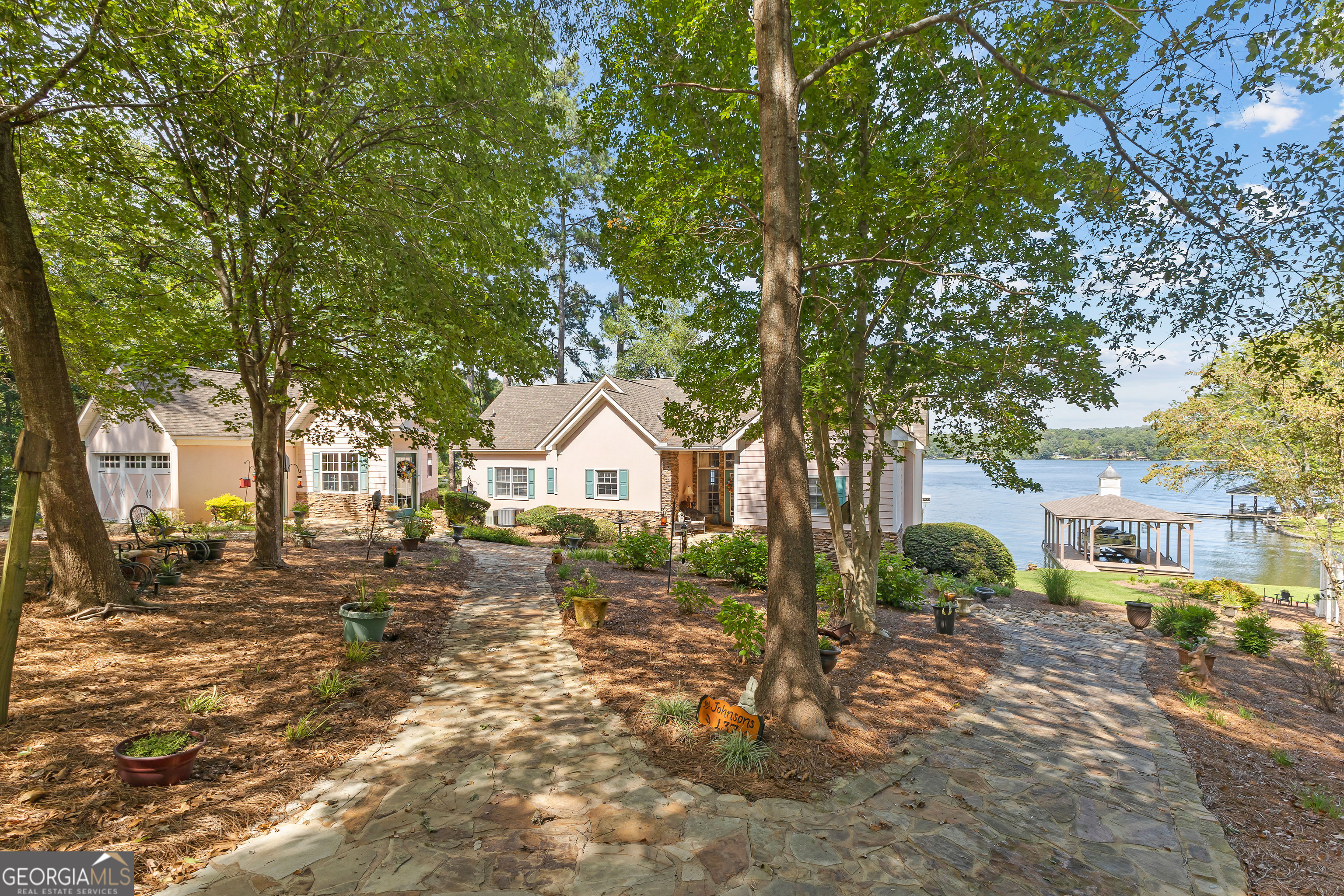 Jackson, Georgia 30233, United States, 3 Bedrooms Bedrooms, ,4 BathroomsBathrooms,Residential,Pending,24255