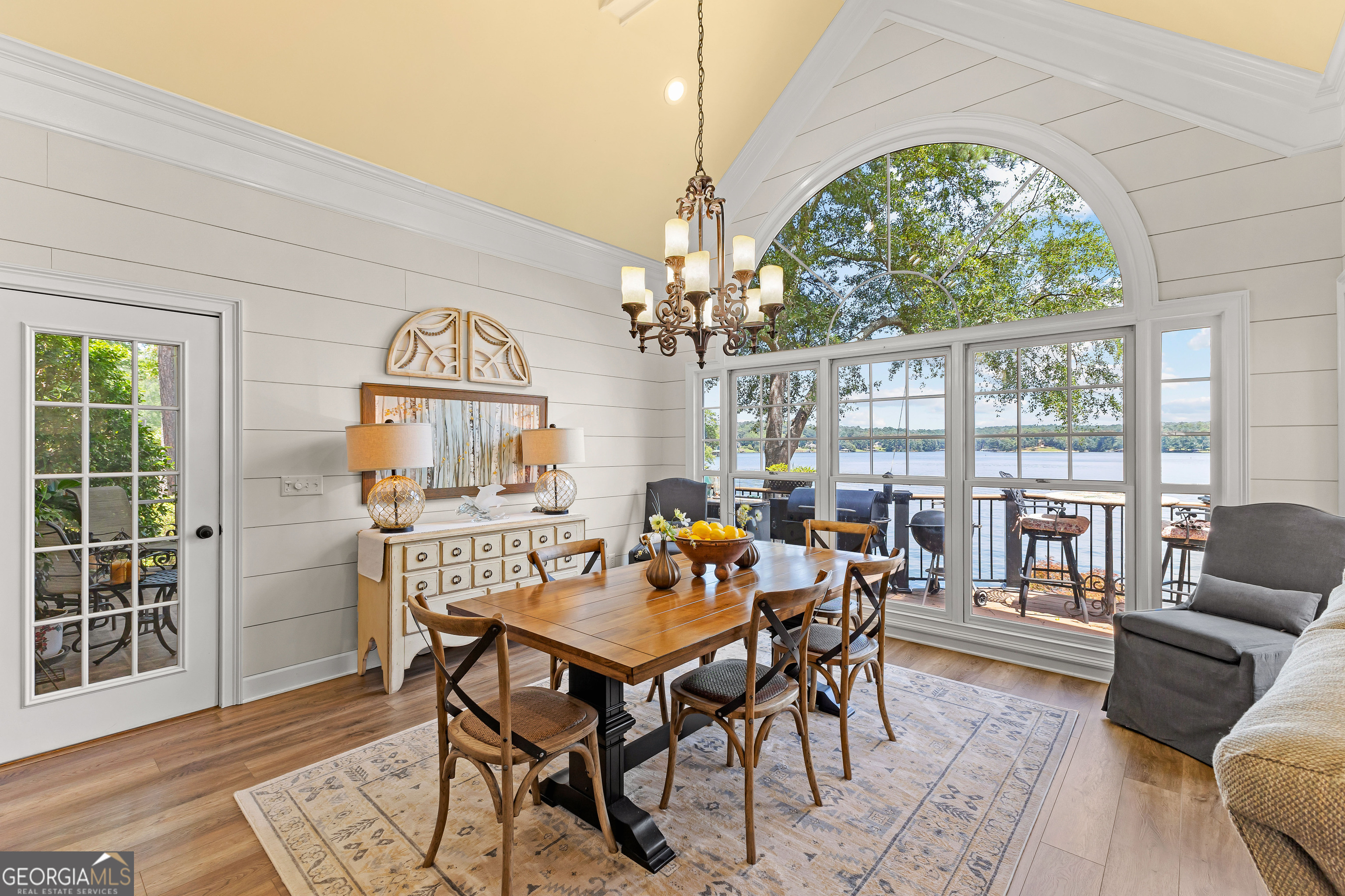 Jackson, Georgia 30233, United States, 3 Bedrooms Bedrooms, ,4 BathroomsBathrooms,Residential,Pending,24255