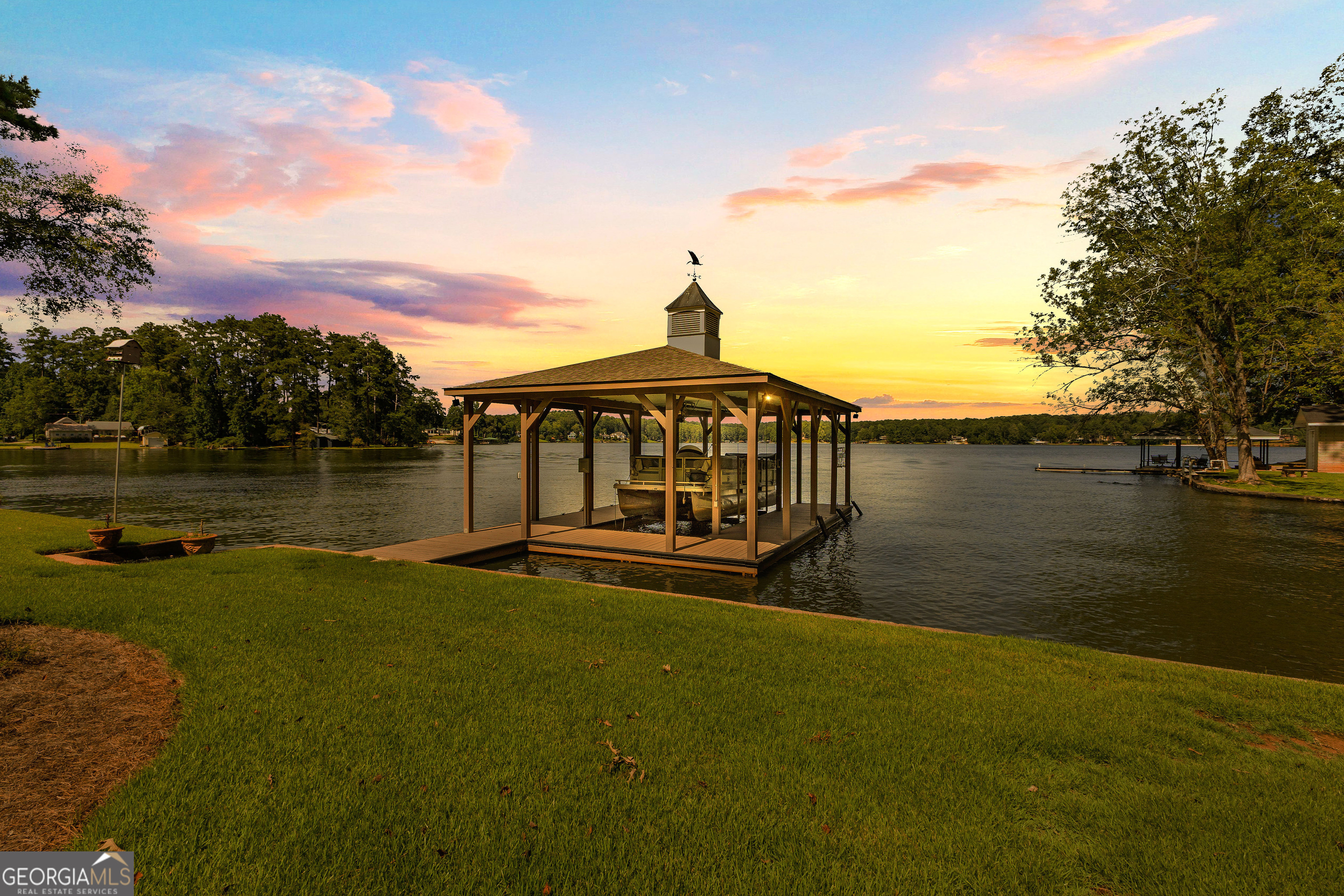 Jackson, Georgia 30233, United States, 3 Bedrooms Bedrooms, ,4 BathroomsBathrooms,Residential,Pending,24255