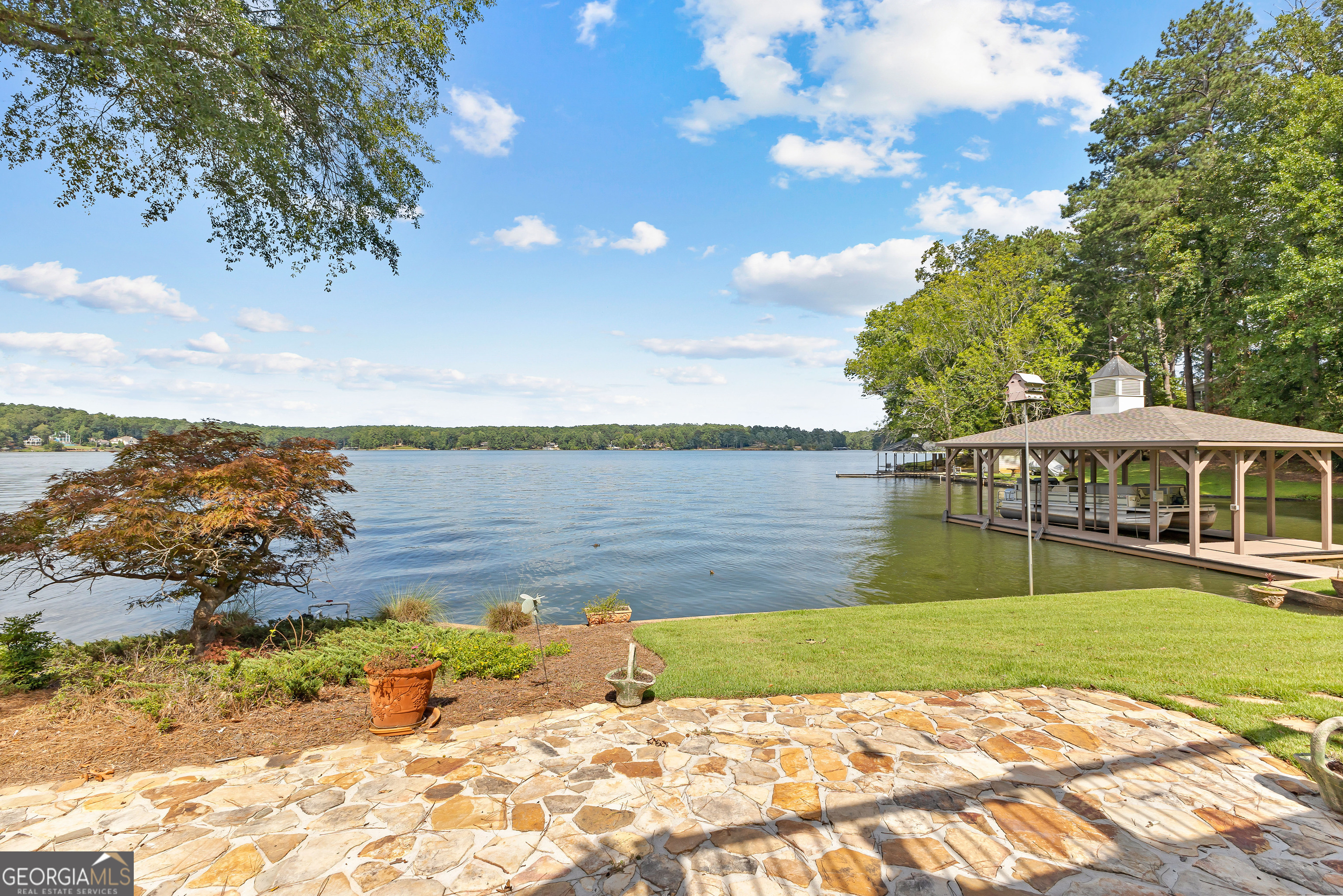 Jackson, Georgia 30233, United States, 3 Bedrooms Bedrooms, ,4 BathroomsBathrooms,Residential,Pending,24255