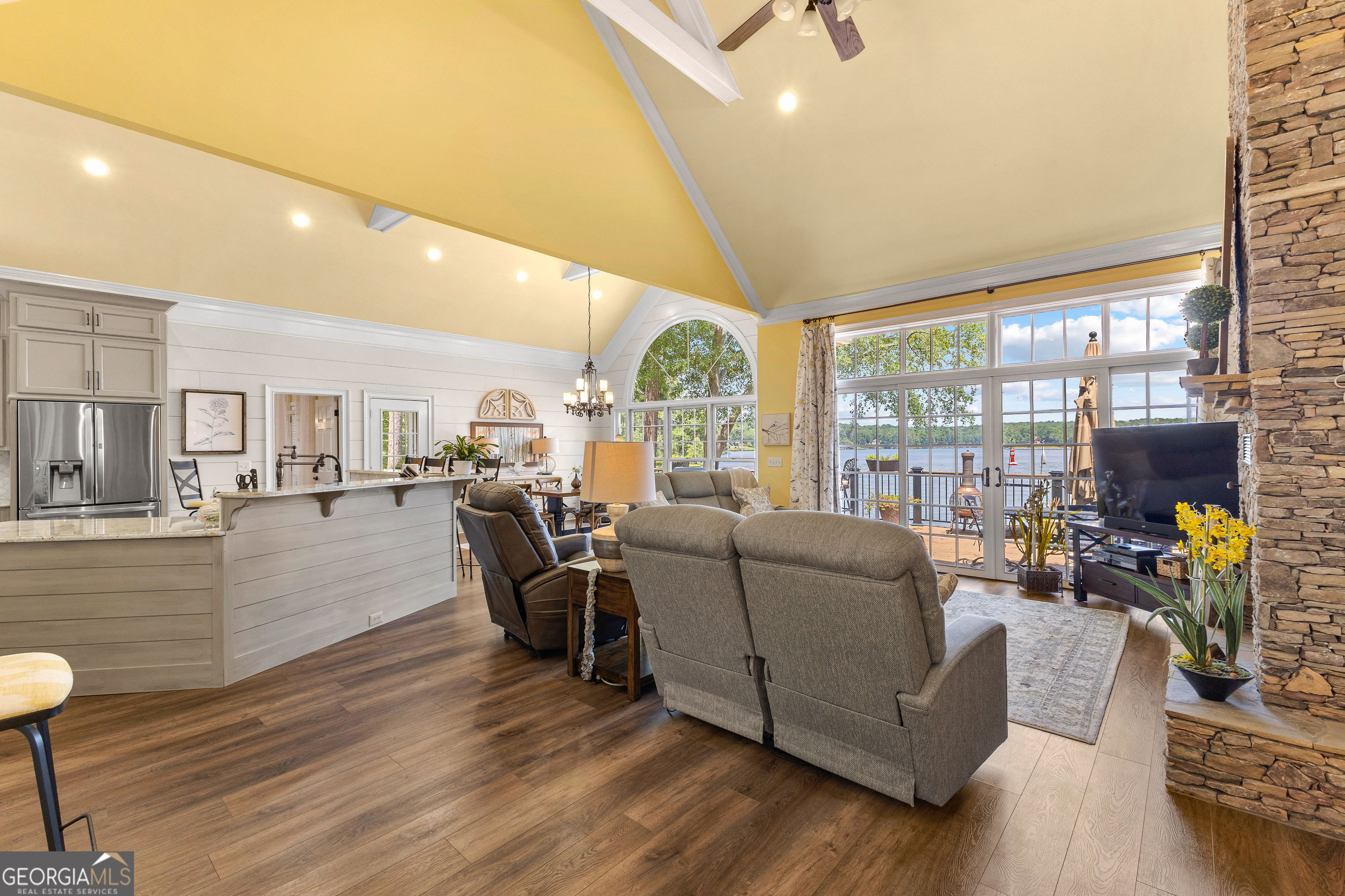 Jackson, Georgia 30233, United States, 3 Bedrooms Bedrooms, ,4 BathroomsBathrooms,Residential,Pending,24255