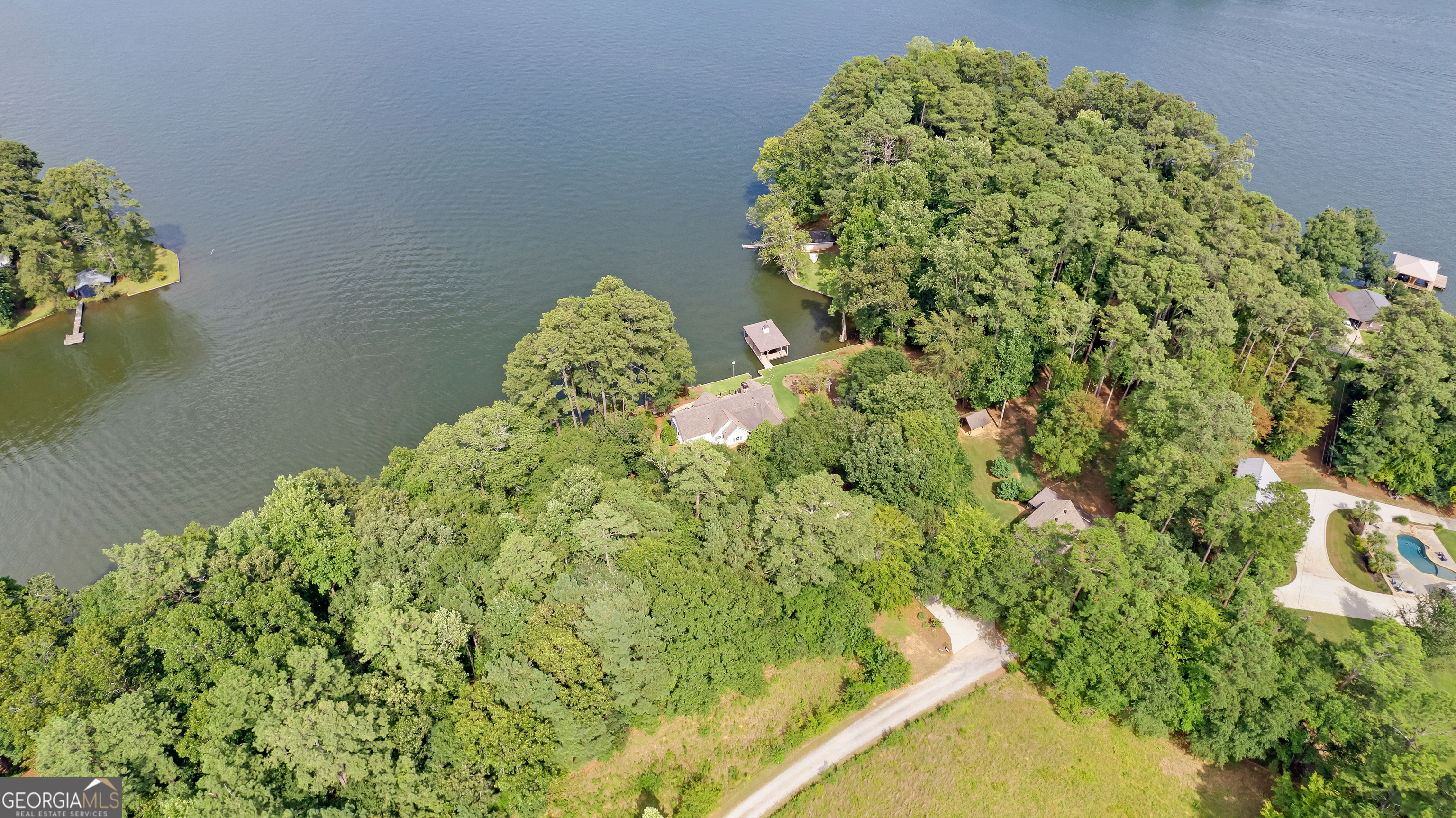 Jackson, Georgia 30233, United States, 3 Bedrooms Bedrooms, ,4 BathroomsBathrooms,Residential,Pending,24255