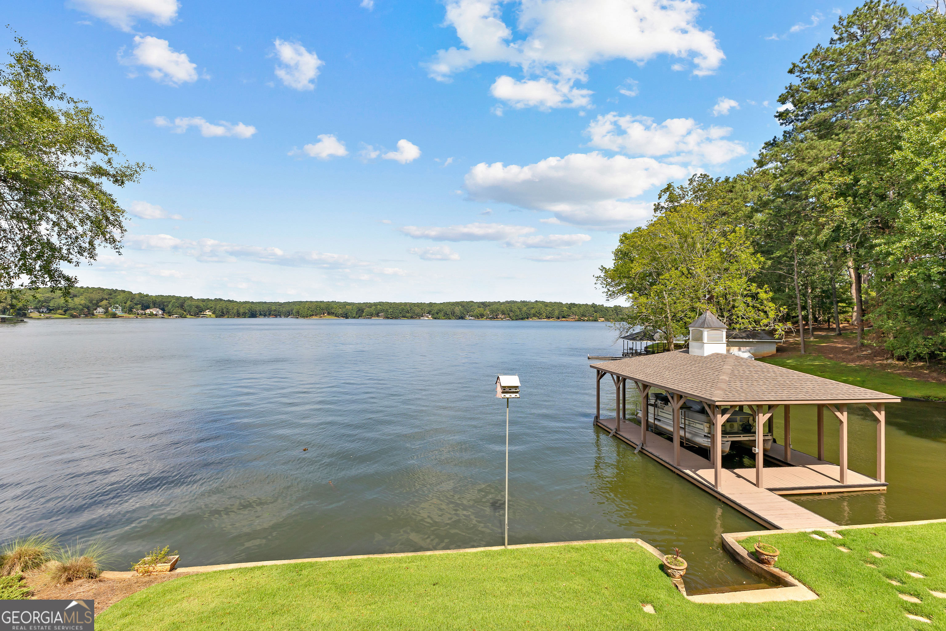 Jackson, Georgia 30233, United States, 3 Bedrooms Bedrooms, ,4 BathroomsBathrooms,Residential,Pending,24255