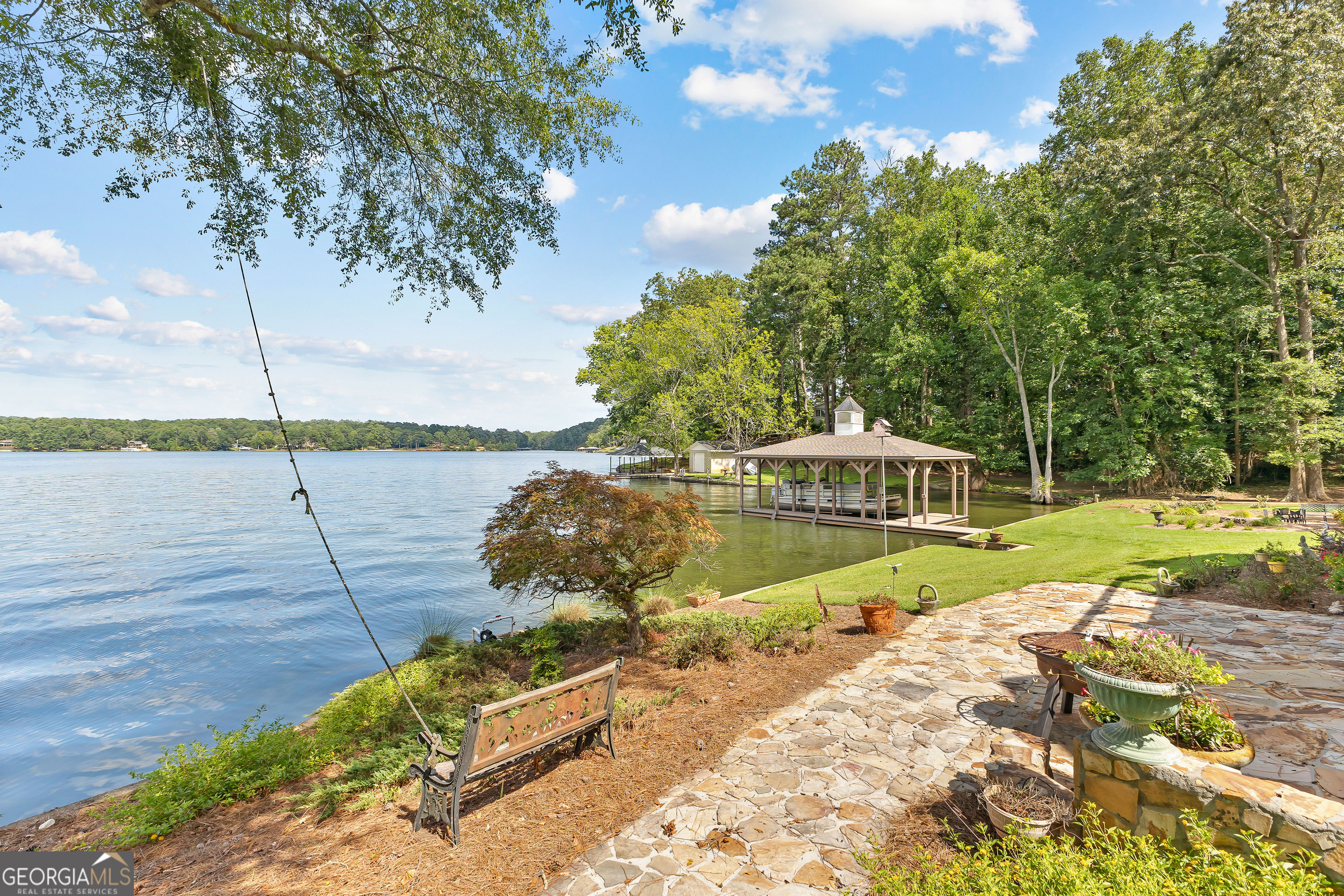 Jackson, Georgia 30233, United States, 3 Bedrooms Bedrooms, ,4 BathroomsBathrooms,Residential,Pending,24255