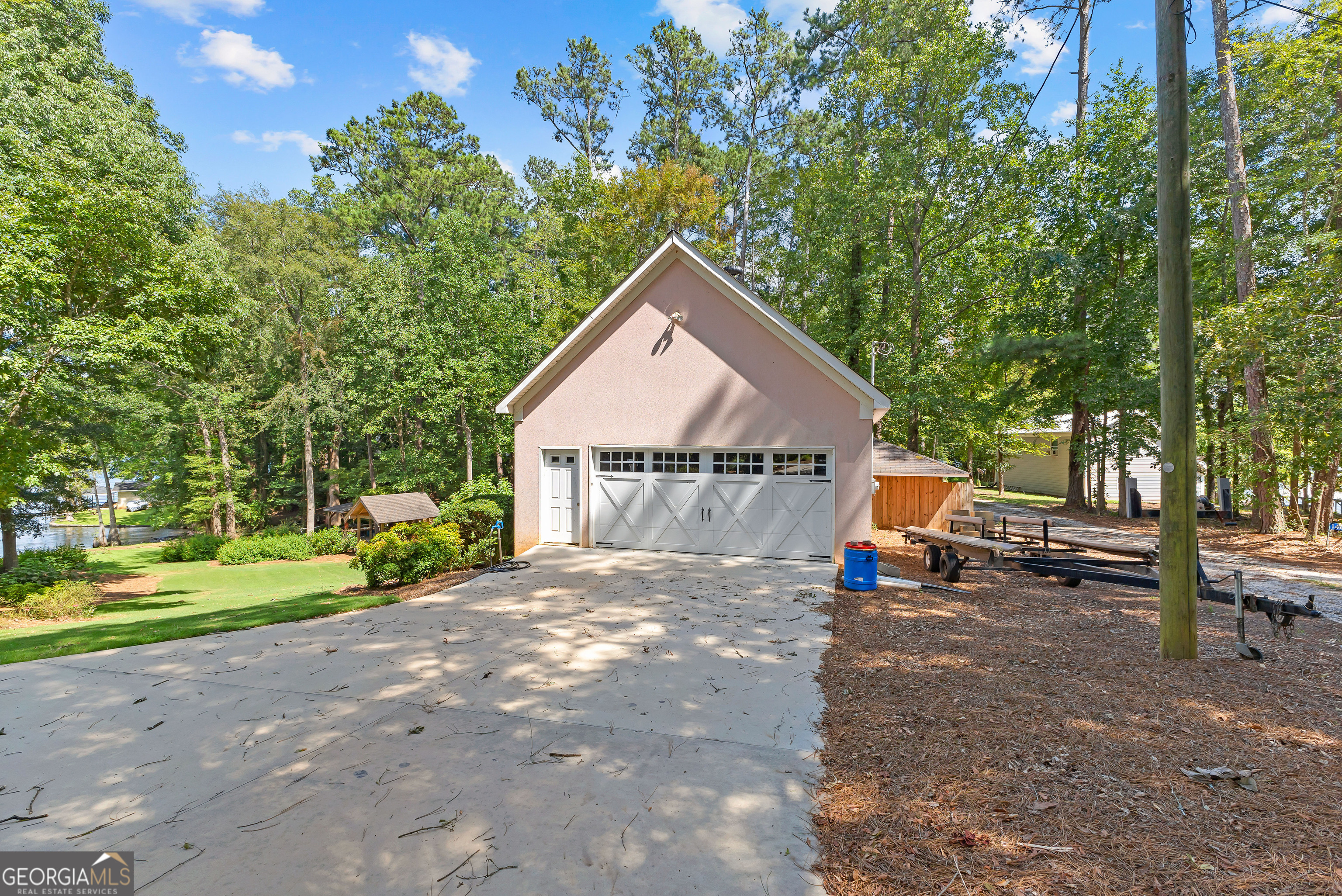 Jackson, Georgia 30233, United States, 3 Bedrooms Bedrooms, ,4 BathroomsBathrooms,Residential,Pending,24255