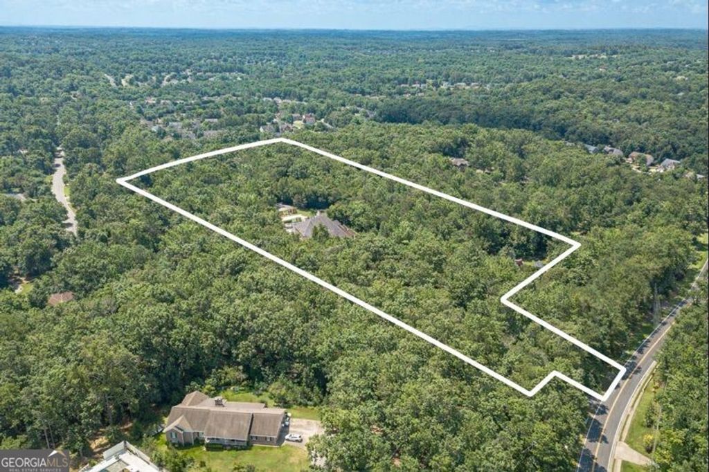 Photo of 200 Johnson Road, Suwanee, GA 30024 (MLS # 10662851)