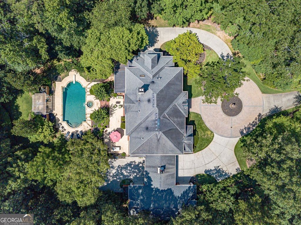 Photo of 200 Johnson Road, Suwanee, GA 30024 (MLS # 10662851)